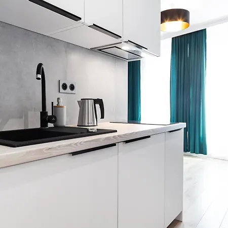 Househost Apartments: Miodowa 42/12b Street *
